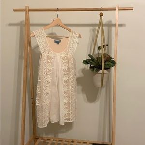 Lace embroidered long tank